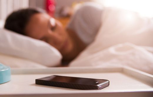 Having your phone nearby can disrupt your sleep [GadgetByteNepal]
