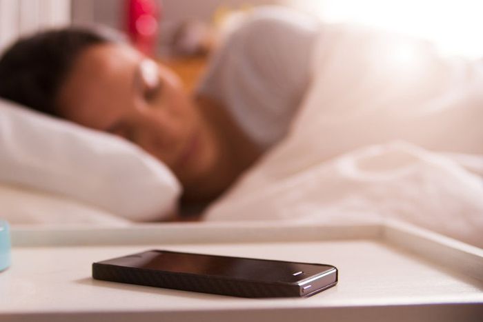 Having your phone nearby can disrupt your sleep [GadgetByteNepal]