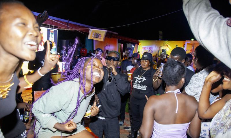 Enthusiasts flocked to Green Apple Lounge in Gulu last Saturday for a pre-Bell ObaFest party