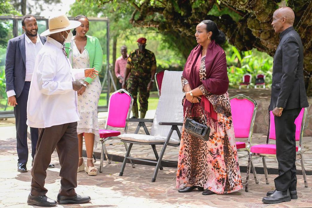 Museveni meets Kayihura