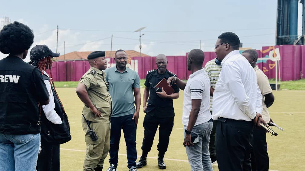 Security teams and organizers at the venue