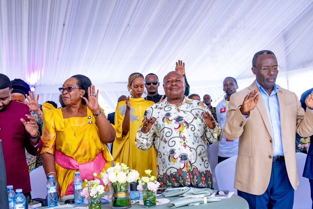 PHOTO: Netizens zoom in on Natasha Museveni’s phone