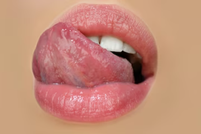 Using saliva as lube during sex might be dangerous [Freepik]