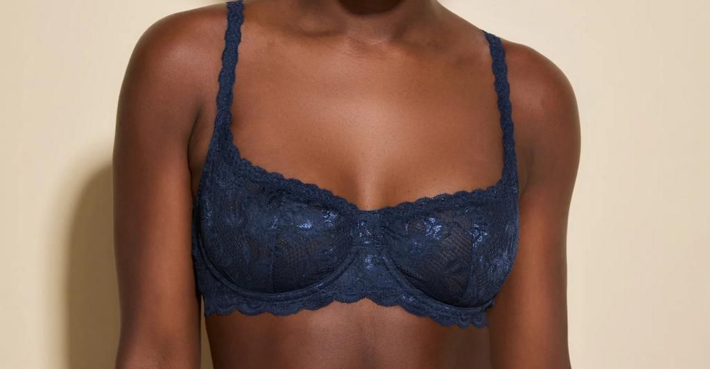 Balconette bra [Pexels]