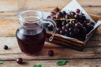 8 effective natural laxatives for stomach relief/Courrtesy