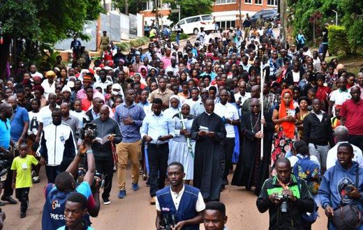 The Catholic procession on their way to Old Kampala