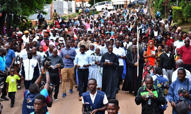 The Catholic procession on their way to Old Kampala