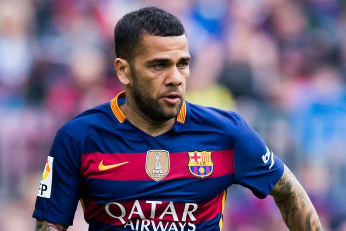 ___5078199___https:______static.pulse.com.gh___webservice___escenic___binary___5078199___2016___6___2___18___dani-alves-cropped_fx3m93sp0ad815spk97ou6hdx