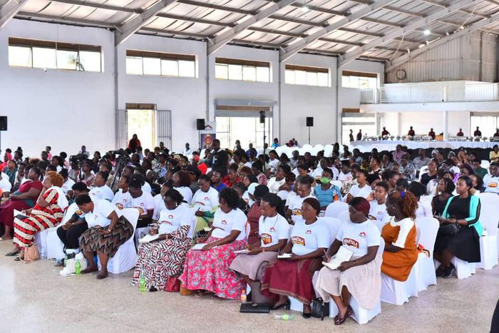 The Abakyala Ku ntikko kicked off in Kampala on Wednesday at the UMA Exhibition Hall in Lugogo