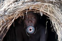 How the slave trade birthed this Surma tribe beauty tradition/Courtesy/Jayne McLean