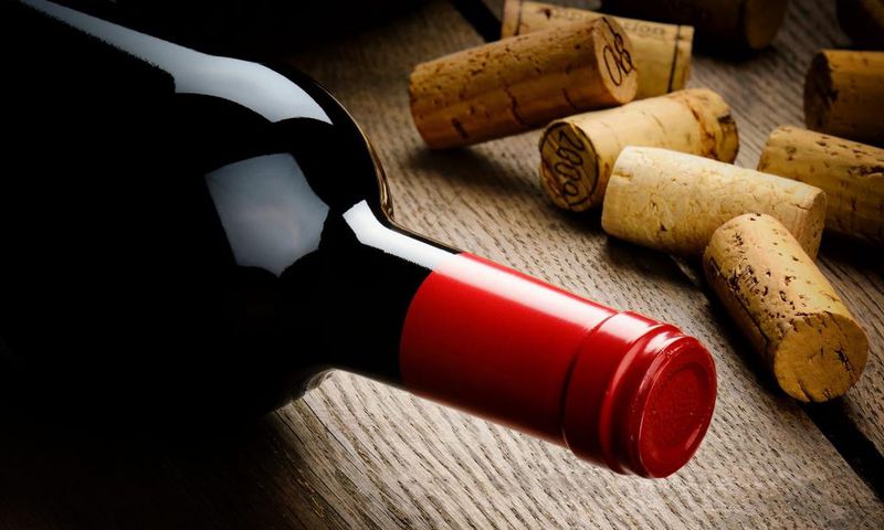 7 Surprising ways wine corks can upgrade a home