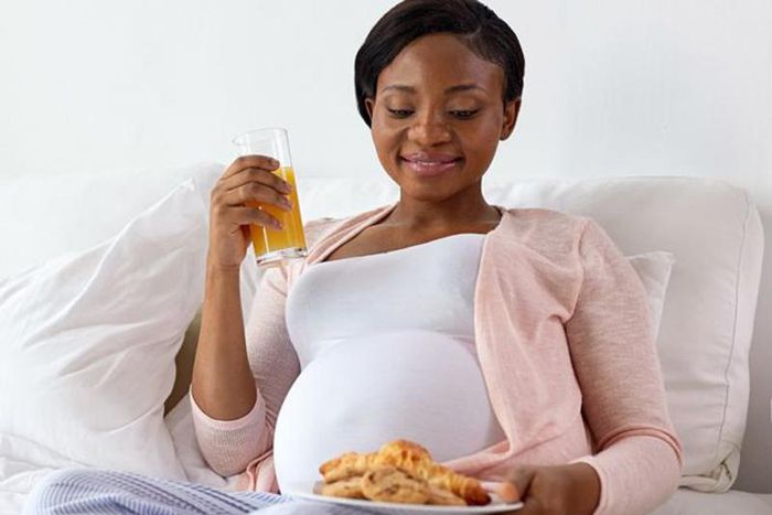 Women should avoid certain foods during pregnancy as they can be dangerous for the baby [Nature'sField]