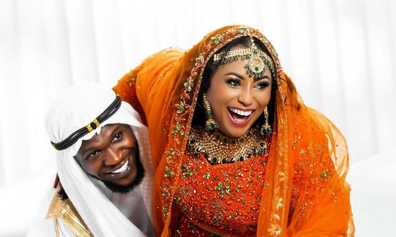 Esma Platnumz weds in Islamic wedding