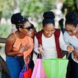 5 People you should never go shopping with