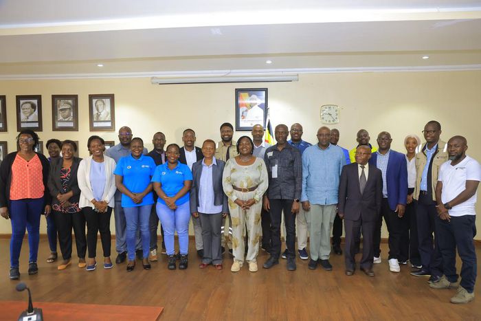 The team was flagged off by Energy Minister Ruth Nankabirwa