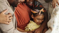 9 surprising traits that prove familial connection without DNA testing/Pexels