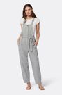 6 best jumpsuits you need to travel like Pia Pounds/Courtesy
