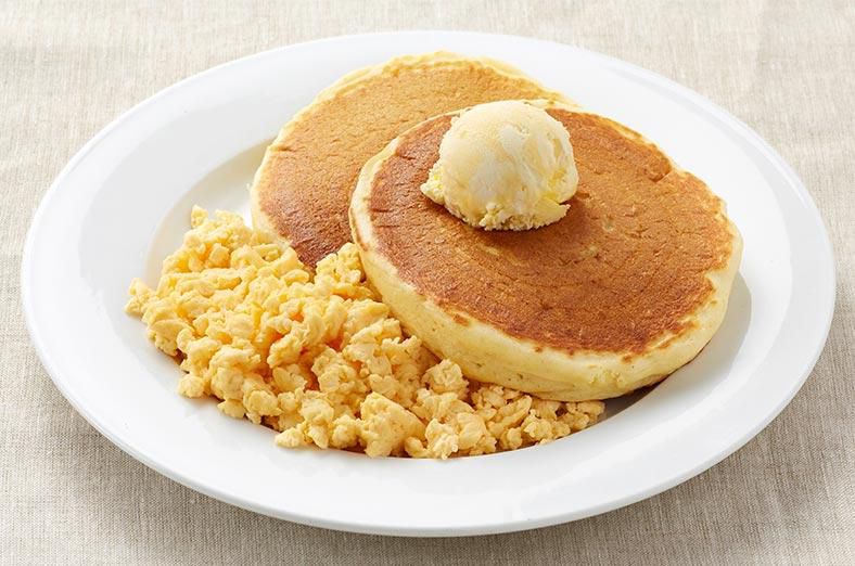 Pancakes-N-Scrambled-Eggs (Credit: Pancakes on the rocks)