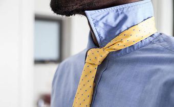 A man wearing a neck tie