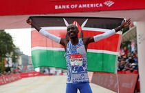 Kelvin Kiptum won the 2023 Bank of America Chicago Marathon with a time of 2:00:35