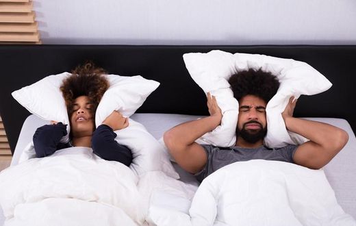 How to date your neighbour according to a house broker/Courtesy