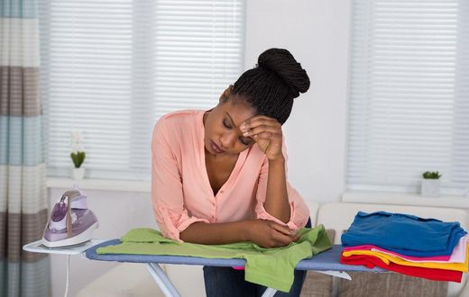 ___7654479___2017___11___27___15___Stressed+woman+ironing+clothes