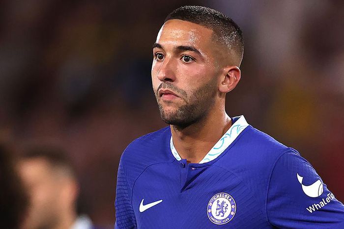 Hakim Ziyech has been told he must work for a starting place at Chelsea by coach, Graham Potter