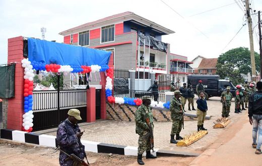 Police and the army deployed heavily at the NUP party offices