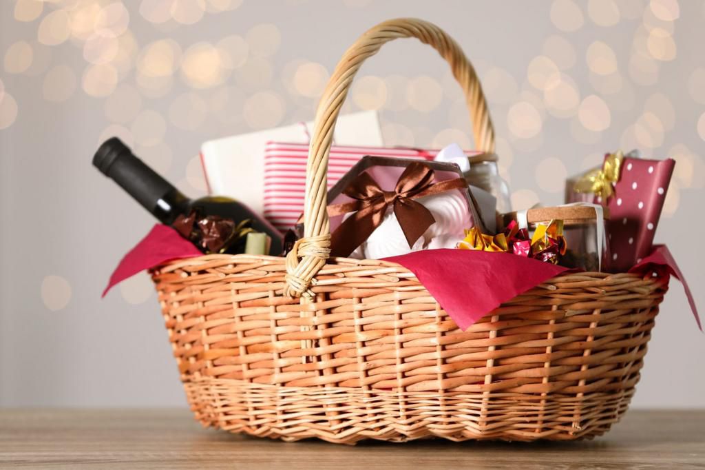 A gift basket [shutterstock]