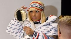 Avoid head to toe designers [Yahoo]