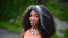 5 natural ways to cover premature grey hair