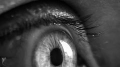 The 20-20-20 rule to reduce eye strain from screen time/Pexels