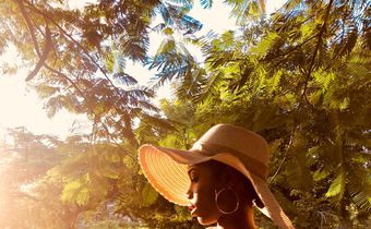 signs she's more experienced (and how to handle it/Pexels/Davd kuko