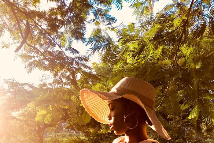 signs she's more experienced (and how to handle it/Pexels/Davd kuko