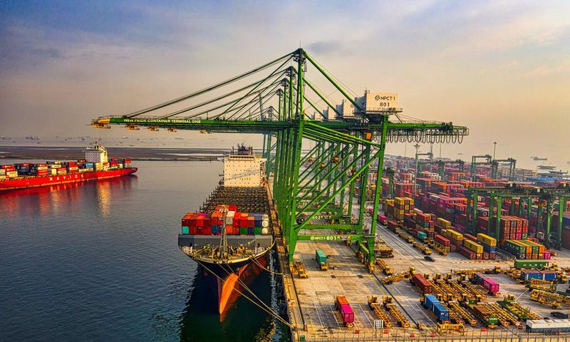 Top 10 logistics trends to look out for in 2023 and beyond/Pexels/Tom Fisk