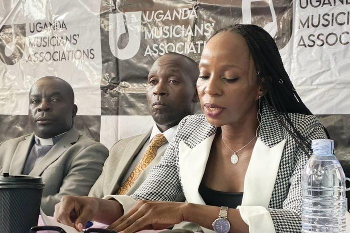 Phina Mugerwa Masanyalaze the UMA General Secretary addressing press