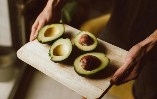 The health benefits of avocados are numerous [AmericanSociety]