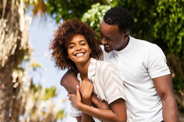 5 Simple ways couples can grow closer without trying