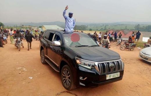Hon Francis Mwijukye was welcomed by supporters in Buhweju