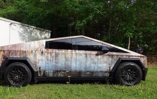 A rust-wrapped Telsa Cybertruck