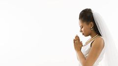 The scary part of being a single older woman [pngtree]