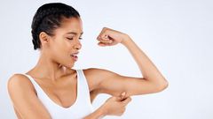 Get rid of stubborn arm fat [Freepik]