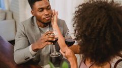 5 romantic gestures to do for your partner this cold season/Pexels