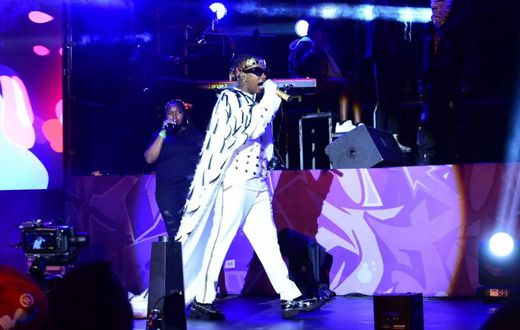Feffe Bbusi on stage at Jahazi Pier