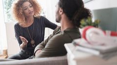 If a narcissist does apologize, it may not feel sincere. Tetra Images