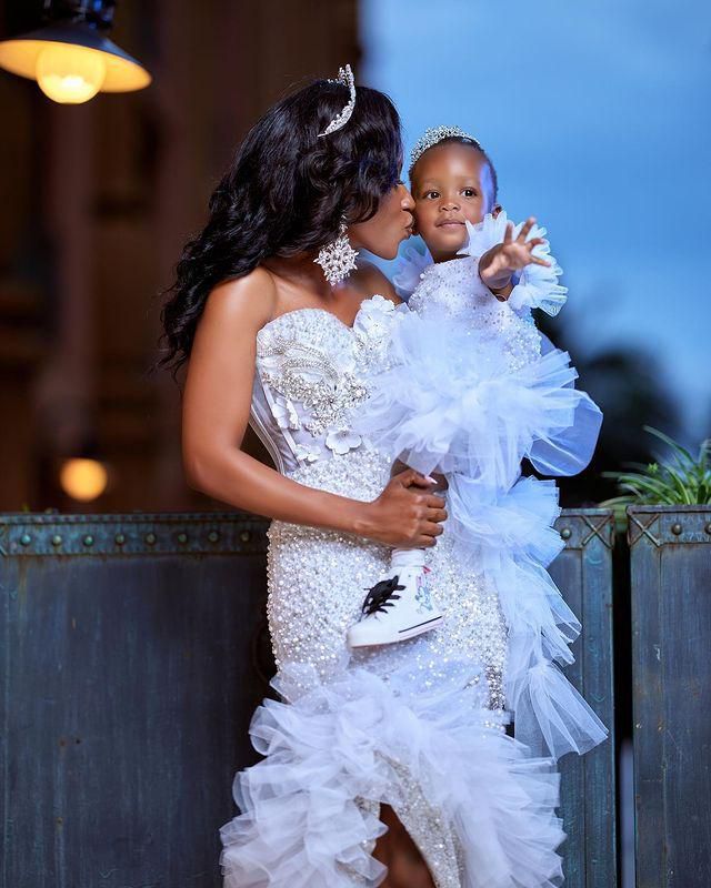 Vinka and daughter/Instagram