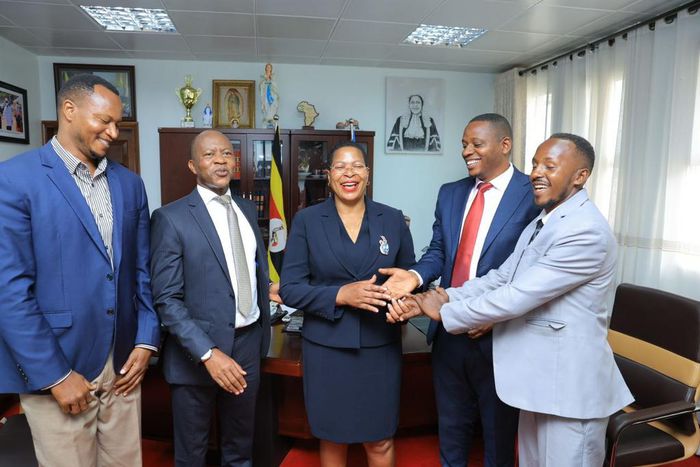 The Council for Abavandimwe met with House Speaker Anita Among