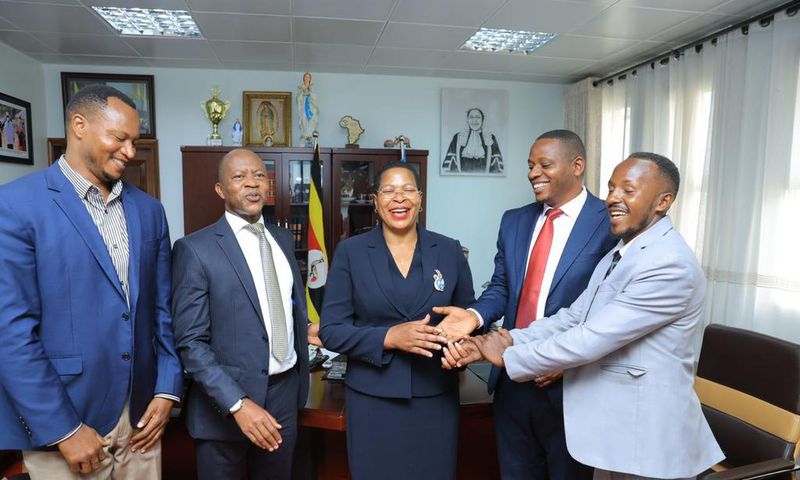 The Council for Abavandimwe met with House Speaker Anita Among