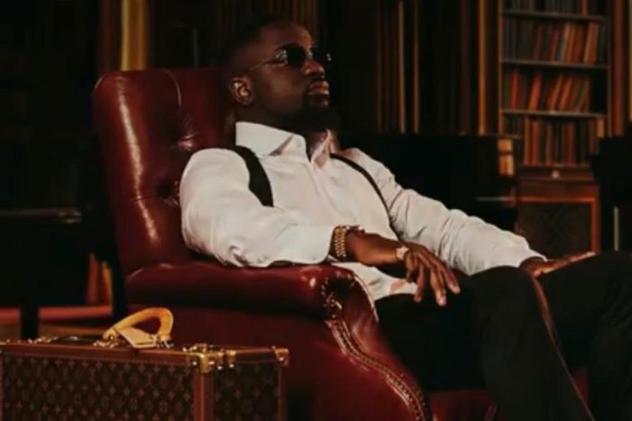 Sarkodie announces new album 'no pressure'