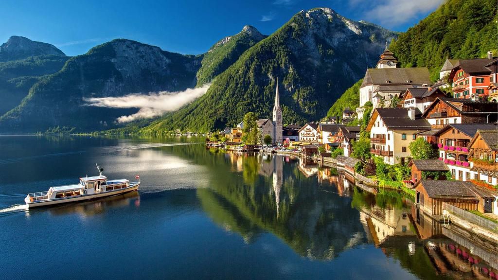 Hallstatt, Austria [Luxsphere]